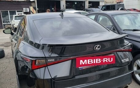 Lexus IS III, 2020 год, 4 600 000 рублей, 2 фотография