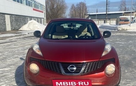 Nissan Juke II, 2014 год, 1 600 000 рублей, 10 фотография