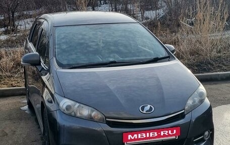 Toyota Wish II, 2015 год, 1 700 000 рублей, 6 фотография