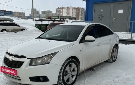 Chevrolet Cruze II, 2011 год, 785 000 рублей, 2 фотография