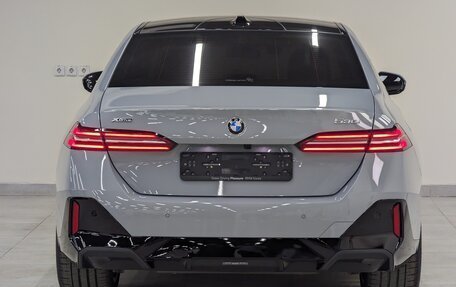 BMW 5 серия, 2023 год, 10 900 000 рублей, 7 фотография