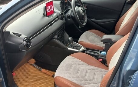 Mazda Demio IV, 2016 год, 1 200 000 рублей, 2 фотография