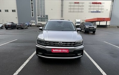 Volkswagen Tiguan II, 2019 год, 3 800 000 рублей, 1 фотография