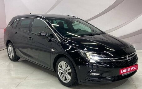 Opel Astra K, 2018 год, 1 908 000 рублей, 3 фотография