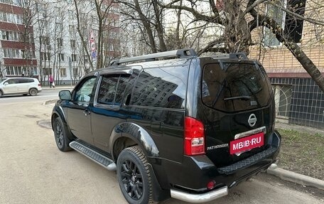 Nissan Pathfinder, 2010 год, 1 495 000 рублей, 2 фотография
