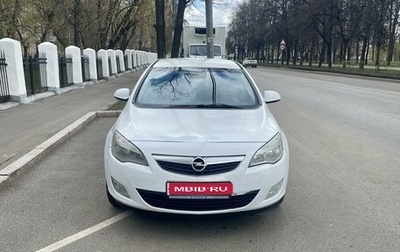 Opel Astra J, 2011 год, 735 000 рублей, 1 фотография