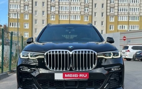BMW X7, 2019 год, 8 000 000 рублей, 2 фотография