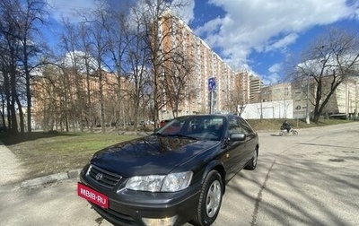 Toyota Camry, 2000 год, 900 000 рублей, 1 фотография