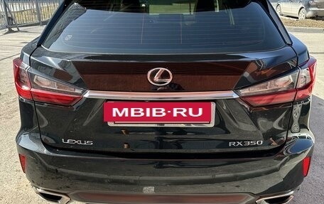 Lexus RX IV рестайлинг, 2017 год, 5 000 000 рублей, 3 фотография