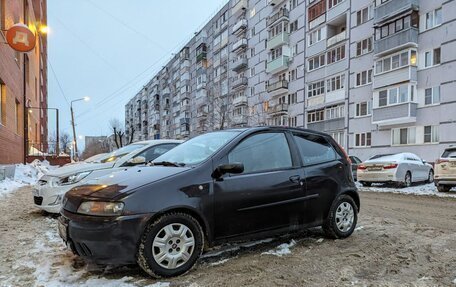 Fiat Punto III Punto Evo рестайлинг, 2000 год, 115 000 рублей, 2 фотография