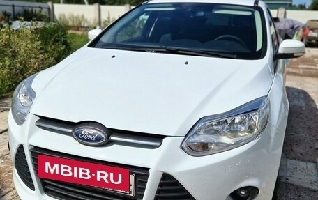 Ford Focus III, 2013 год, 850 000 рублей, 3 фотография