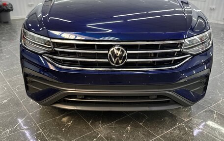 Volkswagen Tiguan II, 2022 год, 3 500 000 рублей, 1 фотография