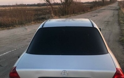 Mercedes-Benz C-Класс, 1994 год, 370 000 рублей, 1 фотография