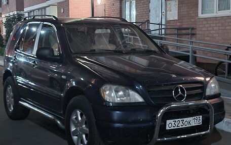 Mercedes-Benz M-Класс, 2000 год, 990 000 рублей, 1 фотография