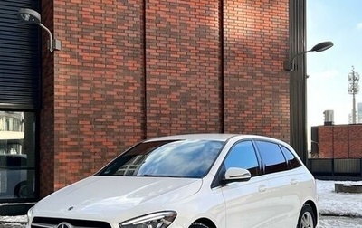 Mercedes-Benz B-Класс, 2019 год, 2 500 000 рублей, 1 фотография