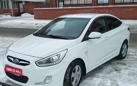 Hyundai Solaris II рестайлинг, 2014 год, 1 150 000 рублей, 1 фотография