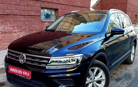 Volkswagen Tiguan II, 2020 год, 3 800 000 рублей, 1 фотография