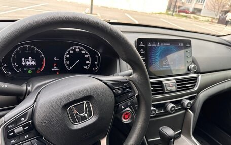 Honda Accord IX рестайлинг, 2021 год, 2 650 000 рублей, 3 фотография