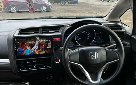 Honda Fit III, 2014 год, 1 087 000 рублей, 2 фотография