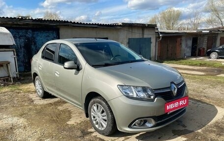 Renault Logan II, 2017 год, 1 100 000 рублей, 2 фотография