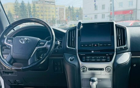 Toyota Land Cruiser 200, 2019 год, 8 500 000 рублей, 9 фотография