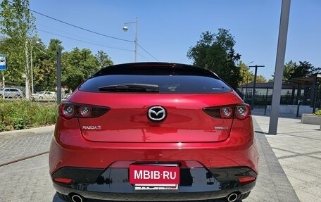 Mazda 3, 2019 год, 2 200 000 рублей, 4 фотография