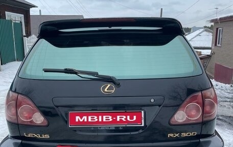 Lexus RX IV рестайлинг, 1999 год, 930 000 рублей, 1 фотография