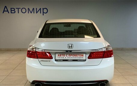 Honda Accord IX рестайлинг, 2013 год, 1 735 000 рублей, 6 фотография