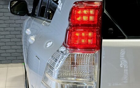 Toyota Land Cruiser Prado 150 рестайлинг 2, 2012 год, 3 197 000 рублей, 7 фотография