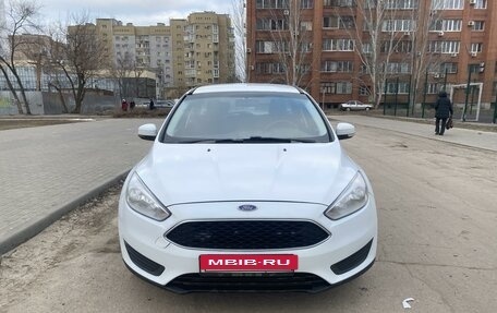 Ford Focus III, 2018 год, 910 000 рублей, 2 фотография