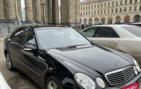 Mercedes-Benz E-Класс, 2006 год, 850 000 рублей, 2 фотография
