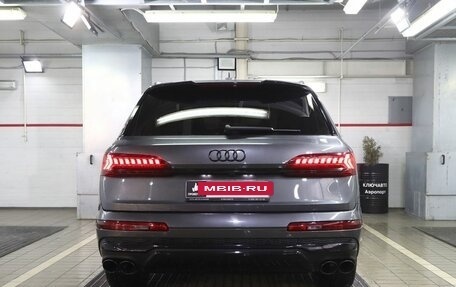 Audi Q7, 2020 год, 6 890 000 рублей, 4 фотография