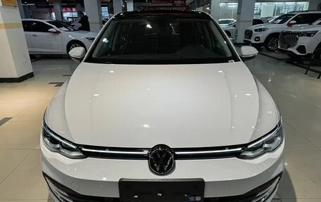 Volkswagen Golf VIII, 2024 год, 2 946 000 рублей, 2 фотография