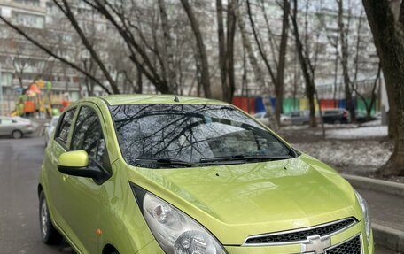 Chevrolet Spark III, 2011 год, 700 000 рублей, 2 фотография