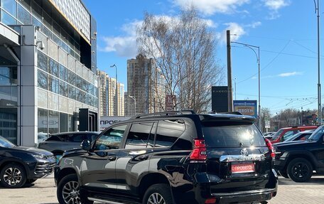 Toyota Land Cruiser Prado 150 рестайлинг 2, 2018 год, 4 949 000 рублей, 6 фотография