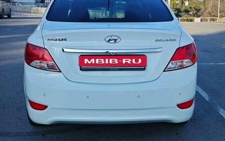 Hyundai Solaris II рестайлинг, 2013 год, 1 150 000 рублей, 4 фотография