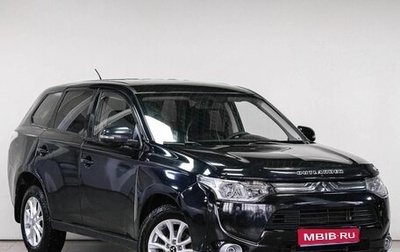 Mitsubishi Outlander III рестайлинг 3, 2012 год, 1 599 000 рублей, 1 фотография