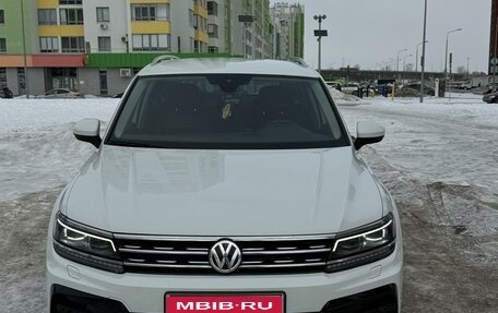 Volkswagen Tiguan II, 2020 год, 3 019 000 рублей, 1 фотография