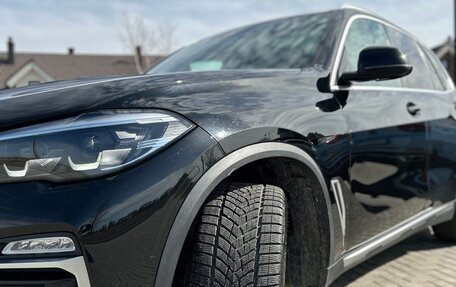BMW X5, 2019 год, 5 550 000 рублей, 2 фотография