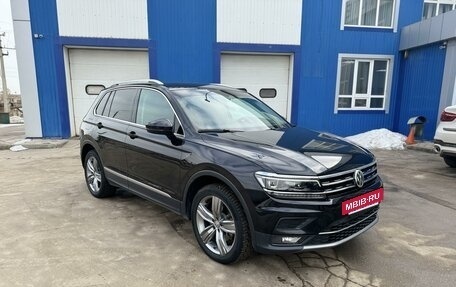 Volkswagen Tiguan II, 2018 год, 3 530 000 рублей, 3 фотография