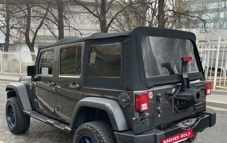 Jeep Wrangler, 2017 год, 4 300 000 рублей, 8 фотография