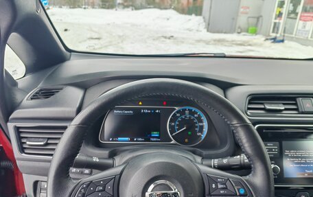 Nissan Leaf II, 2019 год, 2 250 000 рублей, 7 фотография