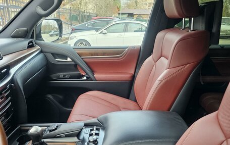 Lexus LX III, 2018 год, 9 400 000 рублей, 1 фотография