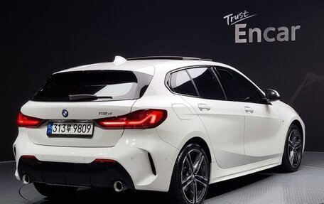 BMW 1 серия, 2021 год, 2 700 000 рублей, 2 фотография