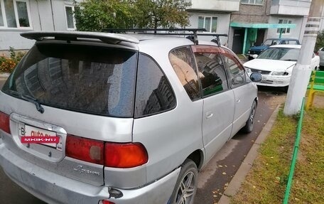 Toyota Ipsum II, 1998 год, 375 000 рублей, 3 фотография