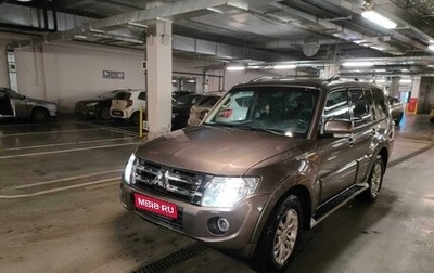 Mitsubishi Pajero IV, 2013 год, 2 000 000 рублей, 1 фотография