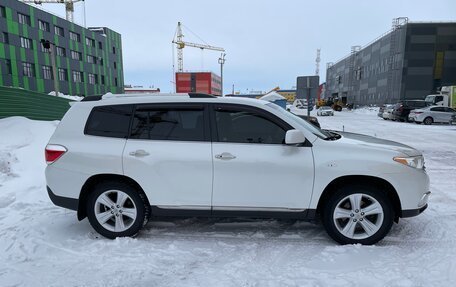 Toyota Highlander III, 2011 год, 2 450 000 рублей, 5 фотография
