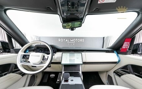 Land Rover Range Rover IV рестайлинг, 2024 год, 29 620 000 рублей, 6 фотография