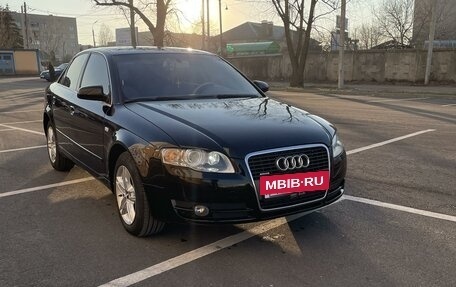 Audi A4, 2005 год, 1 050 000 рублей, 10 фотография