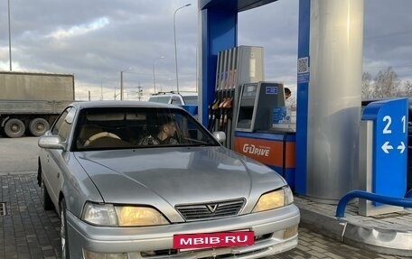Toyota Vista, 1995 год, 300 000 рублей, 2 фотография